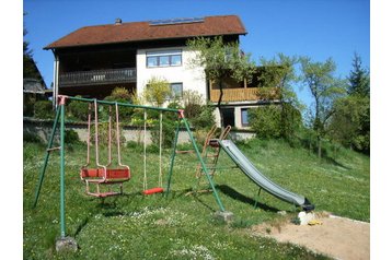 Germania Privát Spalt, Esterno
